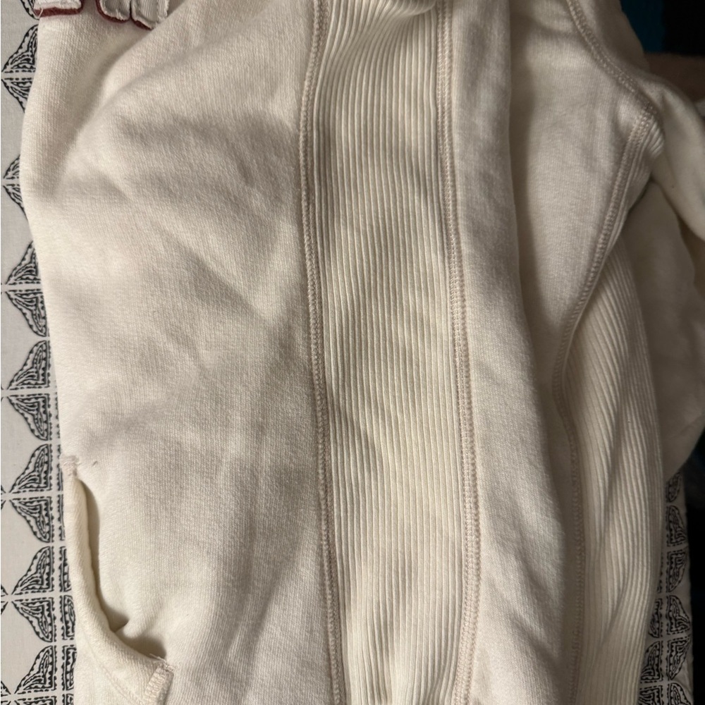 Hollister Y2K Vintage Fur Lined Hoodie-Cream - Picture 5 of 7